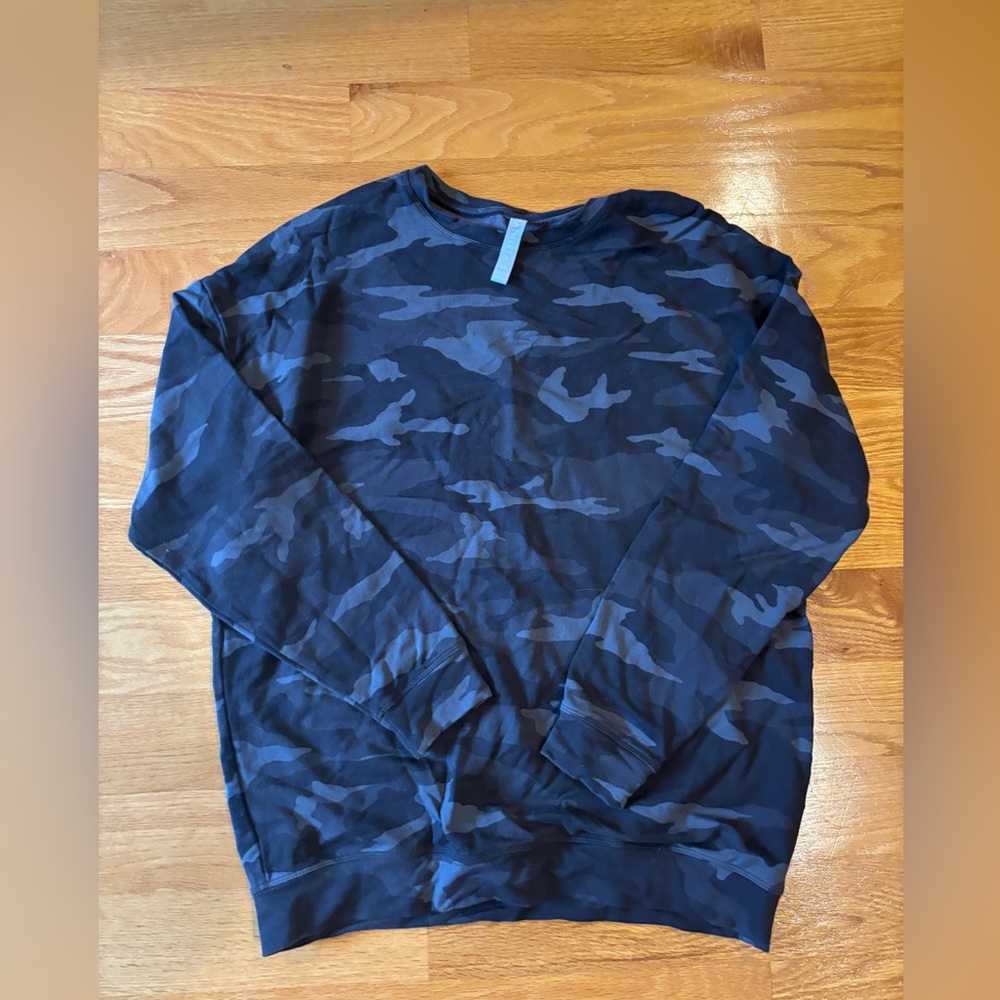 Athleta women’s Camouflage sweatshirt